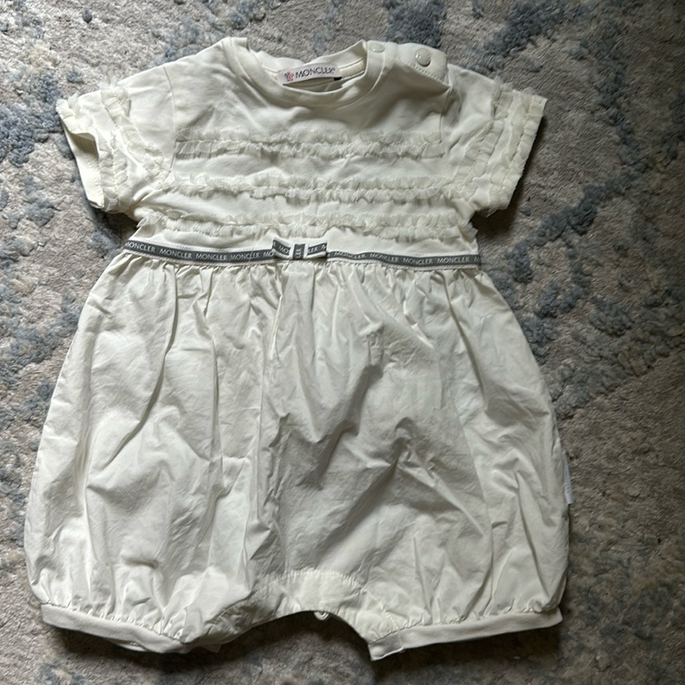 Moncler romper